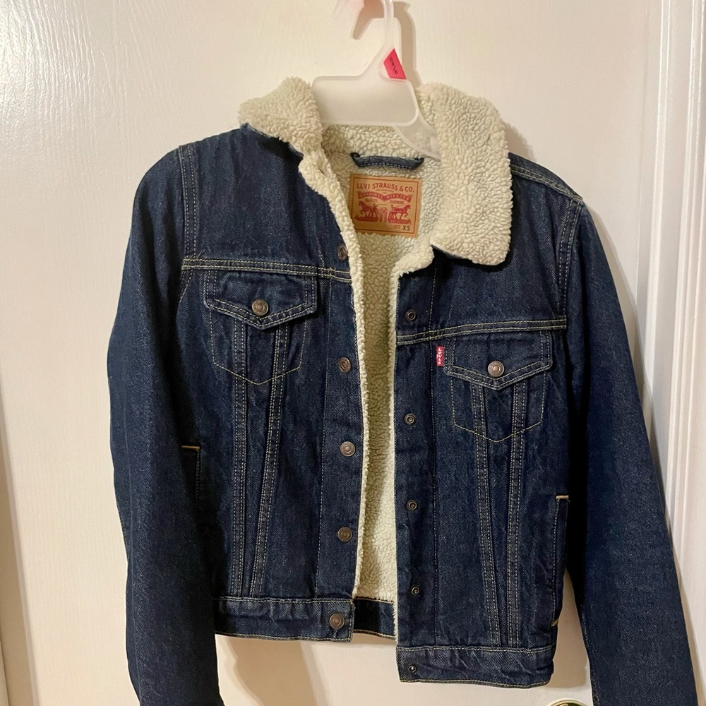 Levi’s trucker Sherpa jacket XS